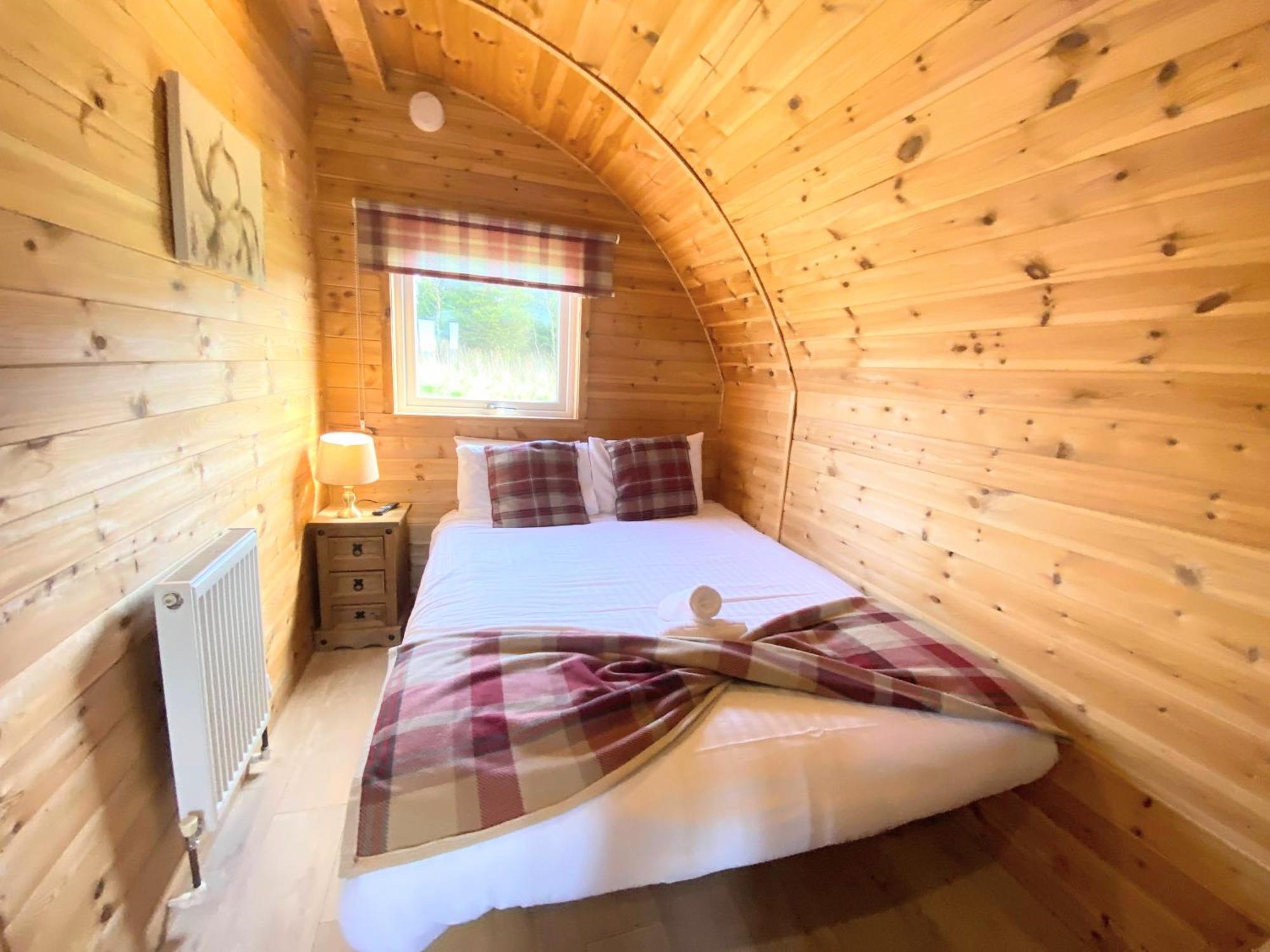 Vila Pond View Pod 1 With Outdoor Hot Tub - Fife - Loch Leven - Lomond Hills Kelty Exteriér fotografie